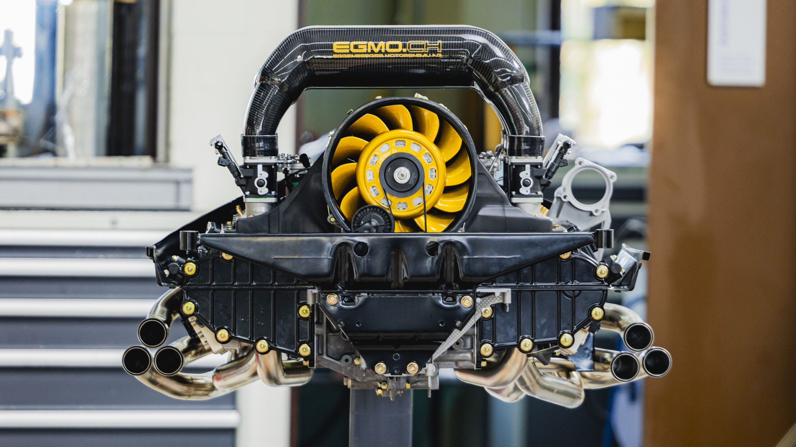 4.3L Boxer Motor - Erbacher Cars & Egmo